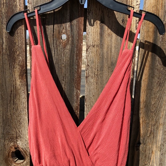 Stunning beach/wedding/summer dress - Picture 2 of 6